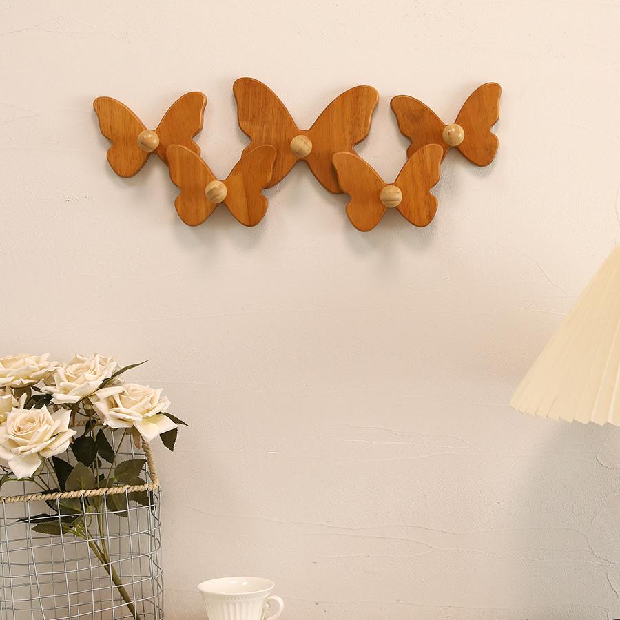 Solid Wood Butterfly Wall Hooks – Nordic Style Entryway Organizer for Coats, Keys & Small Items Storage