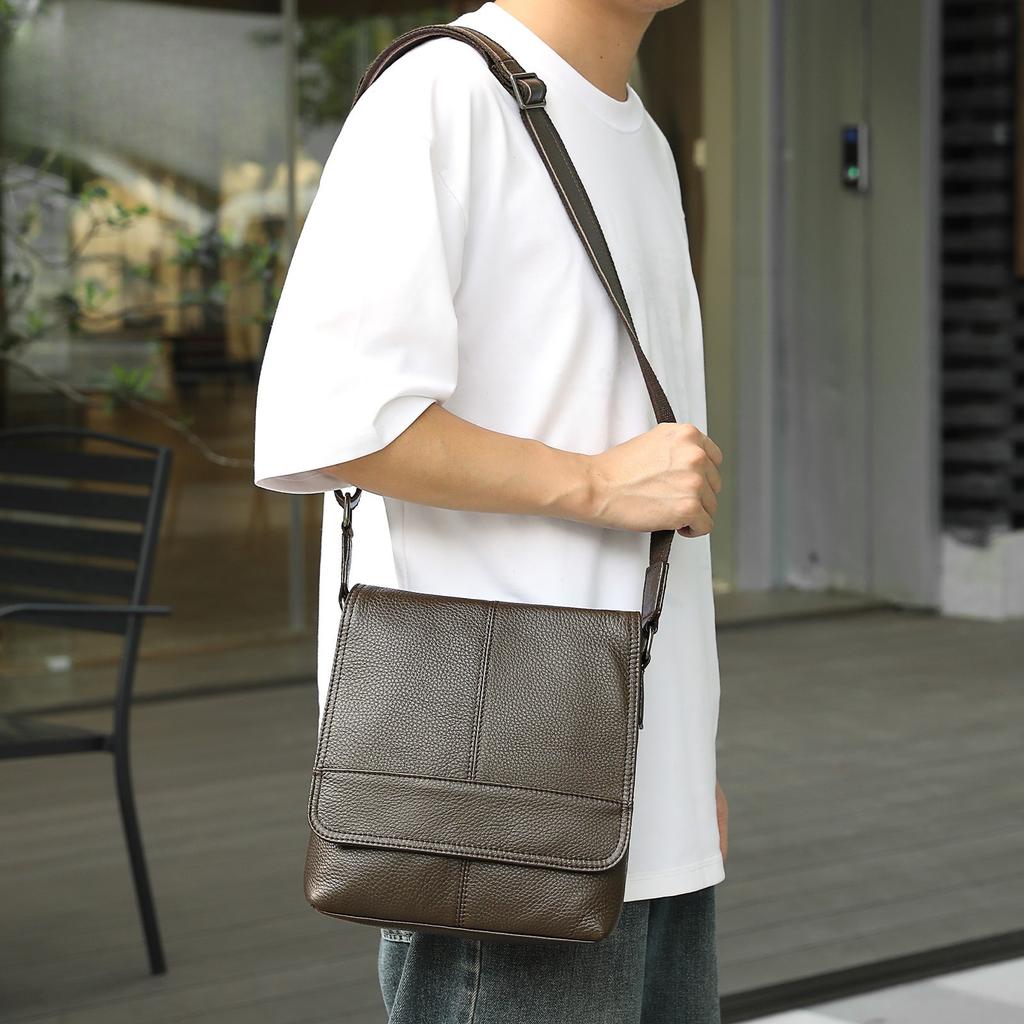 Pánská taška z pravé kůže Pánská crossbody taška Velkokapacitní Klopové zapínání Trendy Jednoramenní taška