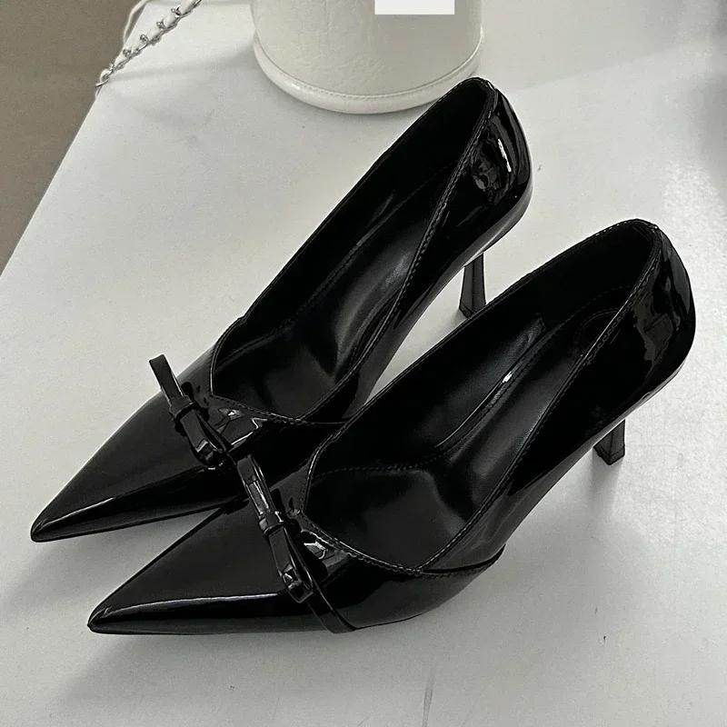Fashion High Quality Patent Leather Women Pumps Sexy Pointed Toe High Heels Bow Designer Mules Loafers Elegant Banquet Heeled Sandals