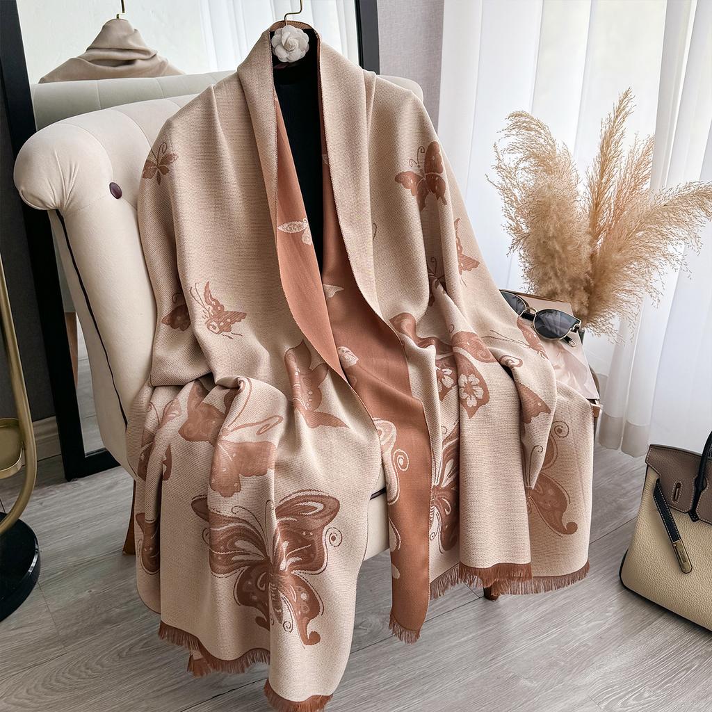 Butterfly Retro Trend Tencel Cotton Women'S Thermal Scarf Double-Sided Two-Color Fashion Shawl Silk Scarf