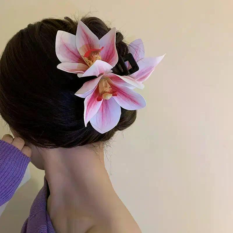 Neue Blumen Haarspangen für Damen Mode Leichter Luxus Seitenclips Französisch Elegant Temperament Kopfaccessoires