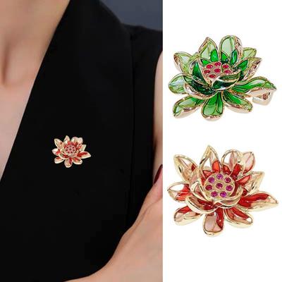 Broche émaillée style chinois Strass scintillants Forme de fleur Broche de revers Costumes Manteaux Sacs Écharpes Badge Accessoire polyvalent