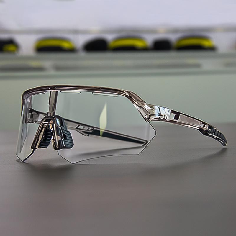 Lunettes de sport à changement de couleur pour la randonnée et l'alpinisme, le cyclisme en extérieur, lunettes de soleil coupe-vent, anti-poussière et anti-éblouissement pour hommes et femmes
