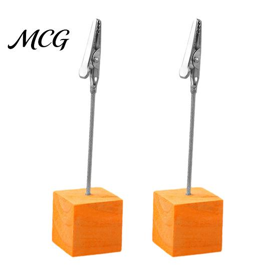 Metal Pole Memo Stand 2 Pcs Wooden Cube Base Holder with Clips, Mini Table Smooth Open Close Clip Number Stands for Name Cards, Photos, Memos,