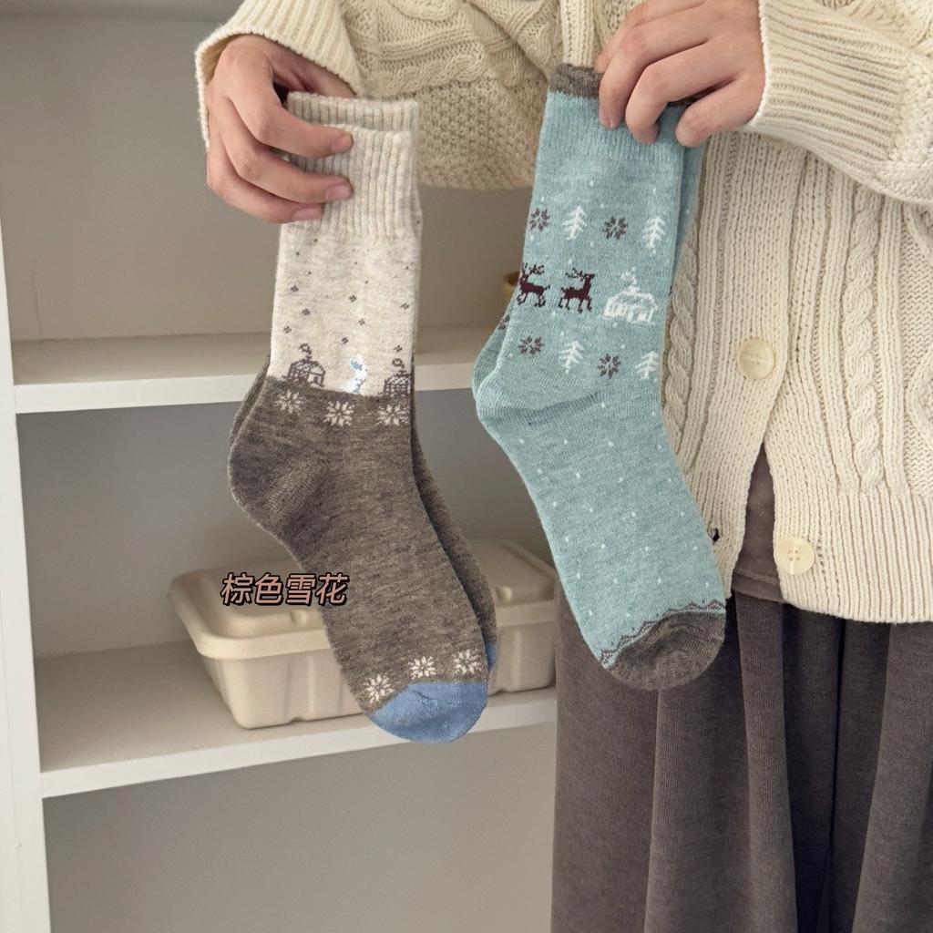 New Year Christmas Elk Contrast Color Medium Tube Socks Children'S Season Soft Waxy Warm Wool Socks Stacking Socks