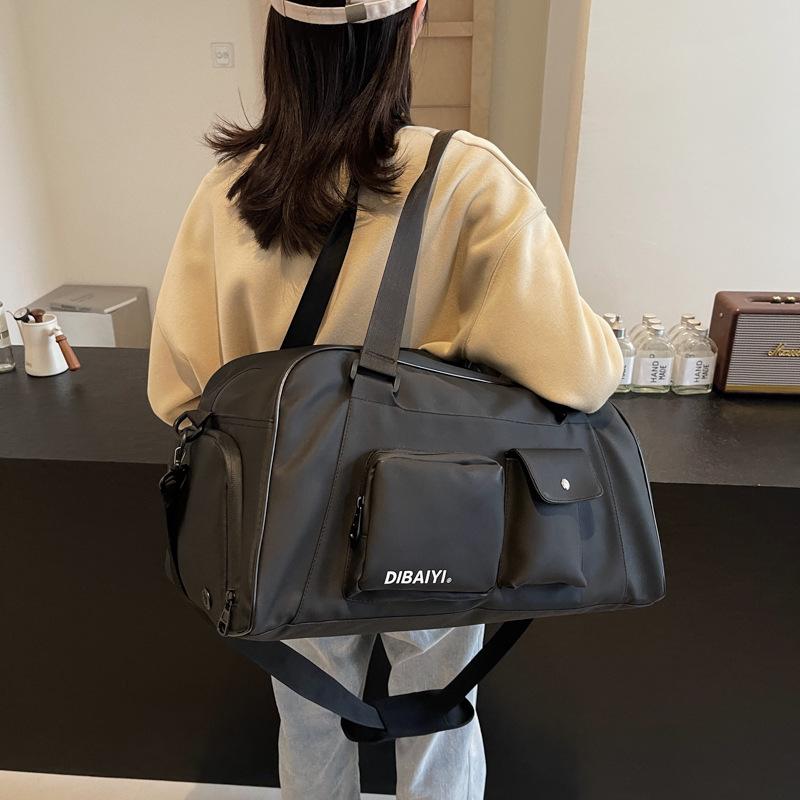 New Short-trip Travel Bag with Large Capacity, Solid Color, Spliced Design, Stylish Outdoor Sports Yoga Fitness Bag