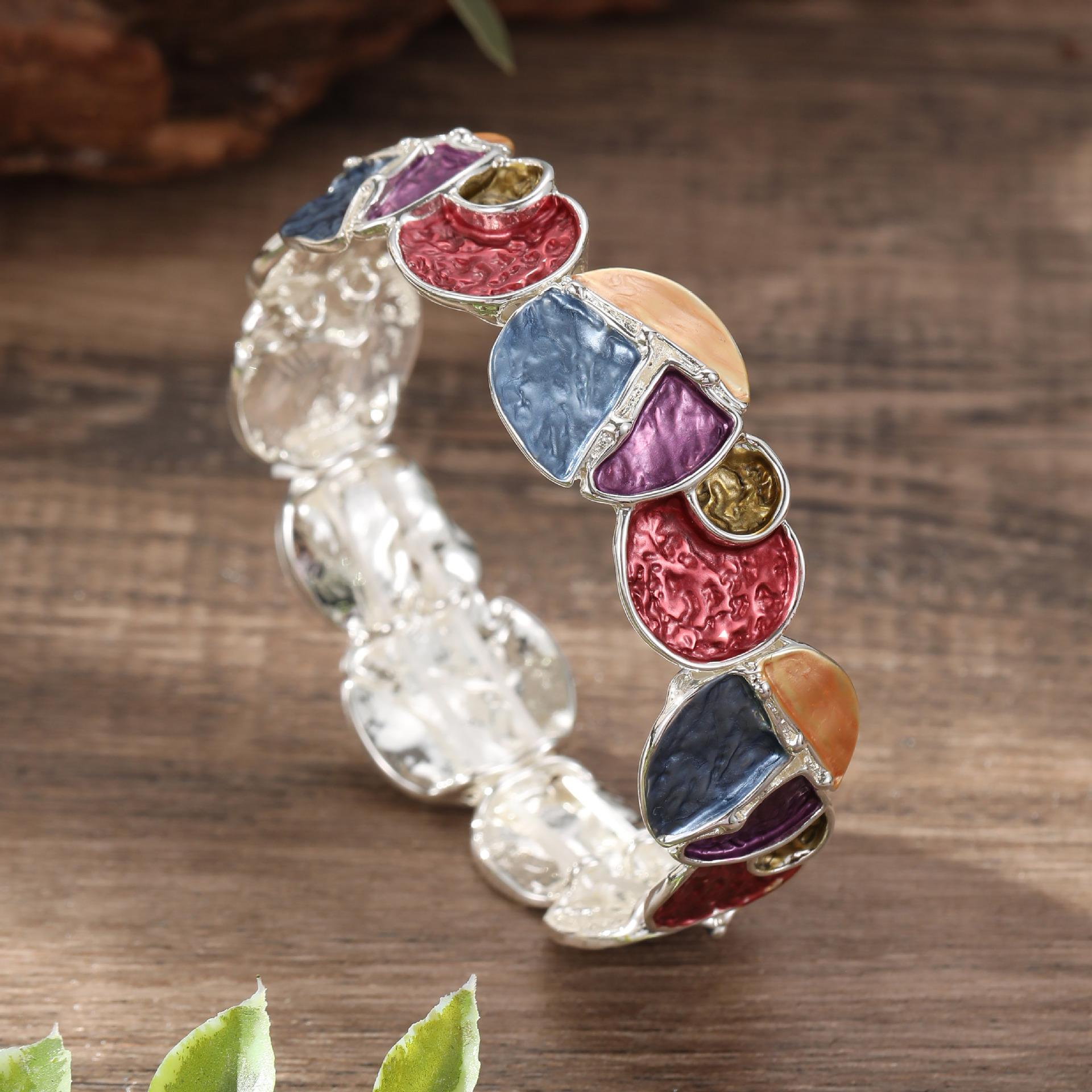 

Новый эмалевый круглый геометрический браслет-резинка с лепестками, женский браслет с цветами премиум-класса