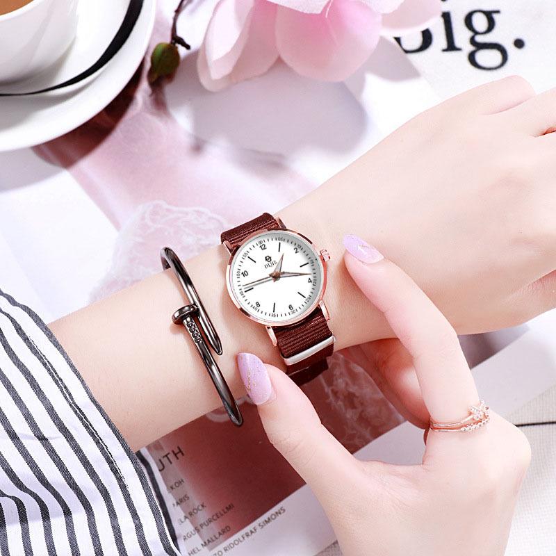 

Унисекс Ультратонкие Кварцевые Часы в Корейском Стиле - Простой, Модный, Универсальный Дизайн с Холщовым Ремешком