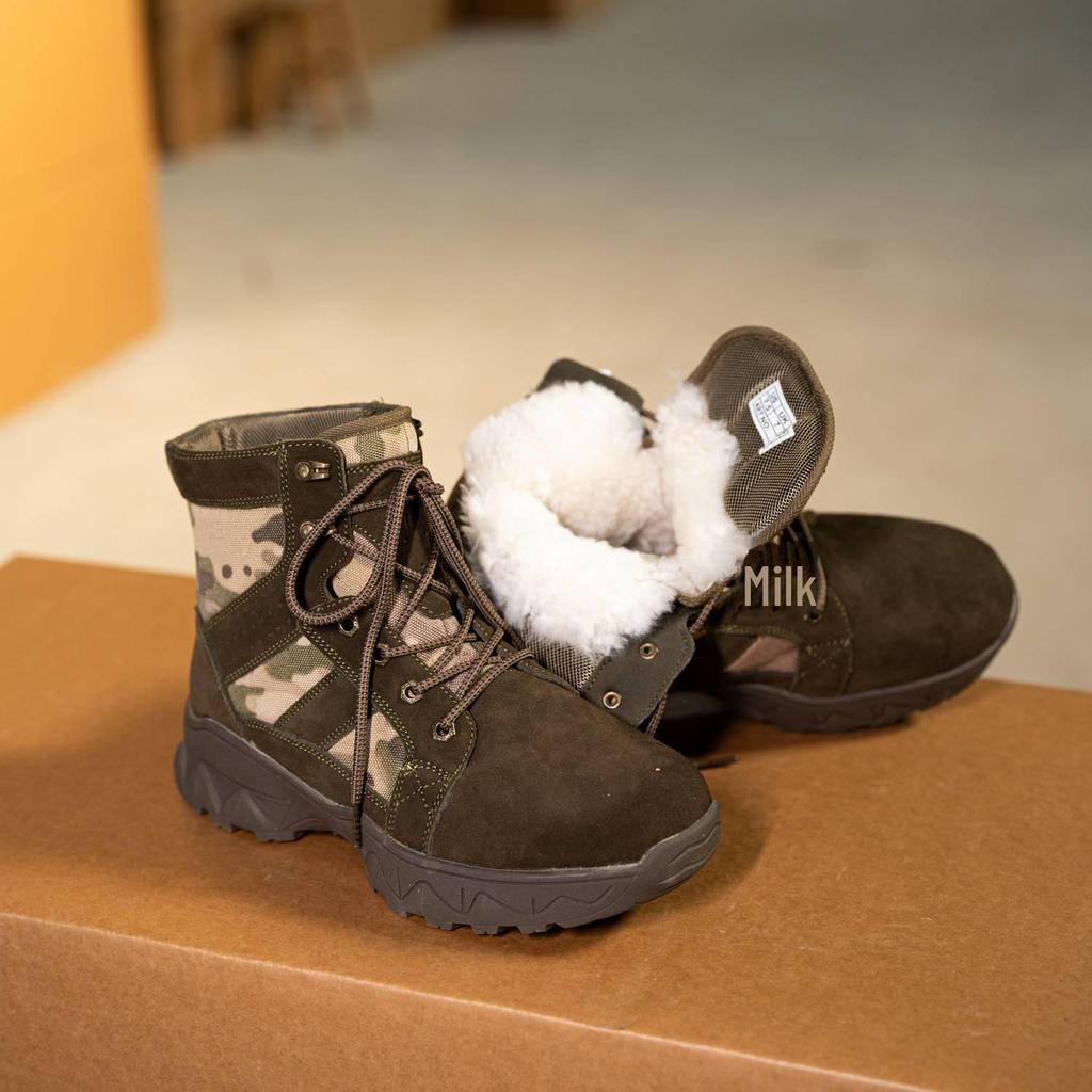 Men's Large-Size Non-Slip Fur Snow Boots - Thickened with Pure Wool for Warmth