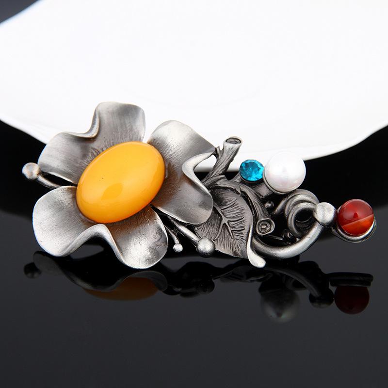 Vintage Alloy Brooch Premium Light Luxury Clothing Accessories Pin Jewelry Flower Brooch, Clothing