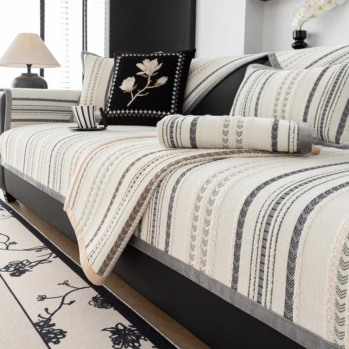 

Роскошное Нескользящее Мягкое Полотенце для Дивана Линия Жаккард Шенилл Чехлы для Дивана Накидка на Подушку Дивана для Гостиной Современный Домашний Декор 70x70cm 1pcs