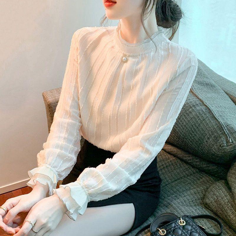 

2023 Spring Women s Lace Base Chiffon Shirt: Fresh, Sweet, Round Neck, Long Sleeve Top Large брудно-білий