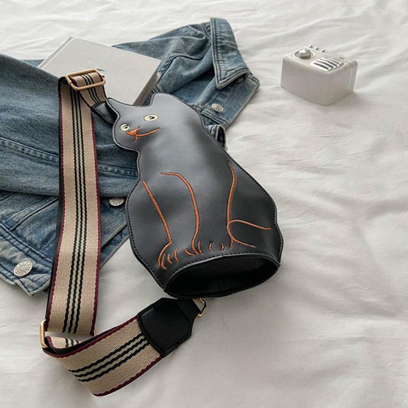 Large-capacity  Casual Cartoon Cat Cute Chest Bag Fashion Waterproof  Women's Crossbody Bag