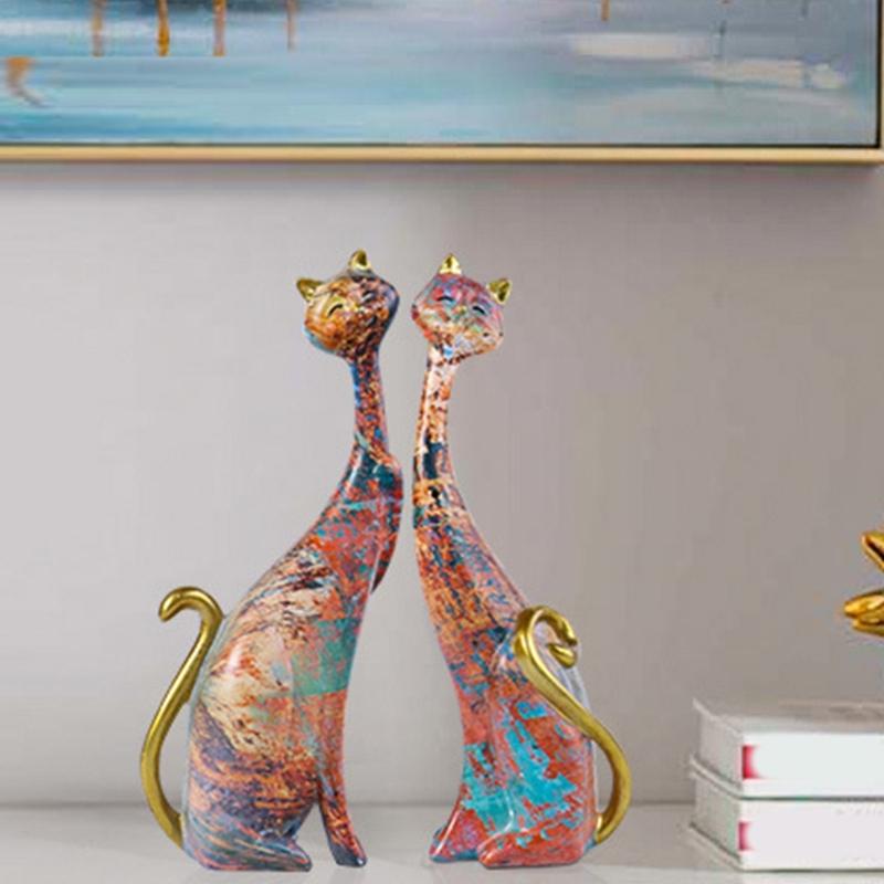 Figurky kočičího páru z pryskyřice Evropská malba Zvířecí sošky Domácí obývací pokoj Sběratelský ozdobný dekor předměty