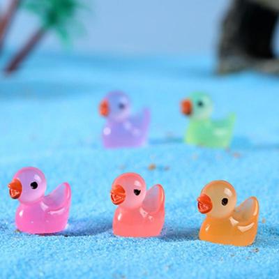 10Pcs Mini Patos Amarelos Luminosos Pato Ornamento Figuras em Miniatura Pato Minúsculo Micro Jardim de Fadas Paisagem Jardim de Fadas Decoração para Casa