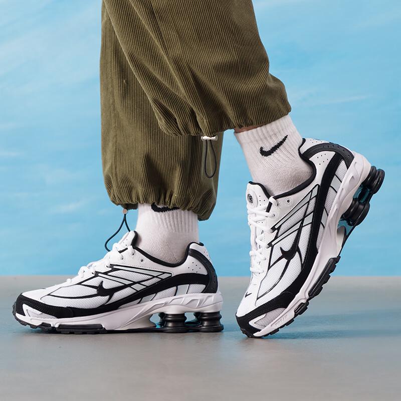 NIKE Men's Shox Casual Sports Shoes IO4296-100