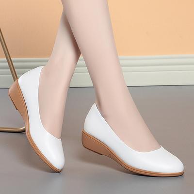 Scarpe da Donna Eleganti Traspiranti Basse in Morbida Pelle Mary Janes Primavera Autunno 2025 Mocassini Bianchi Versatili per Ufficio Mamma Lavoro