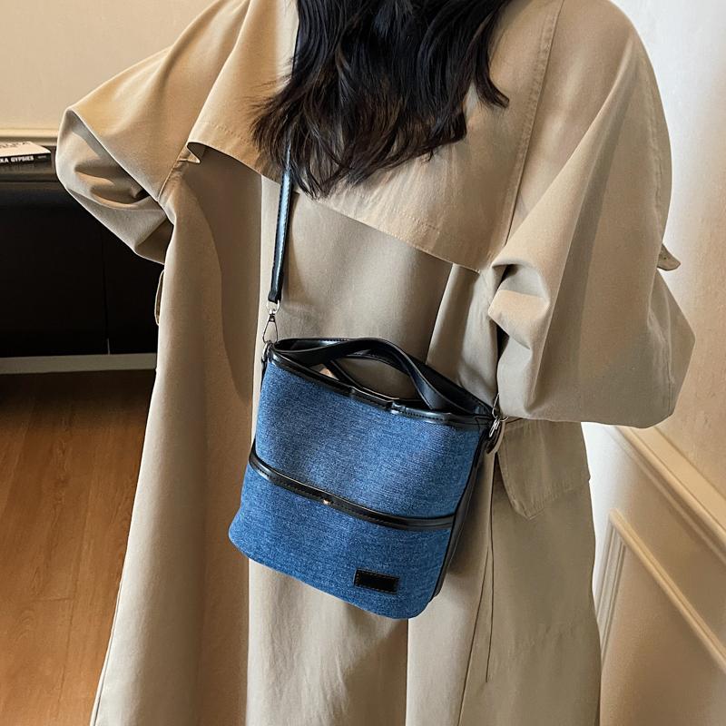 Denim Shoulder Bag Women Fashion Brown Leather Trim Crossbody Tote Bag Casual Everyday Small Handbag