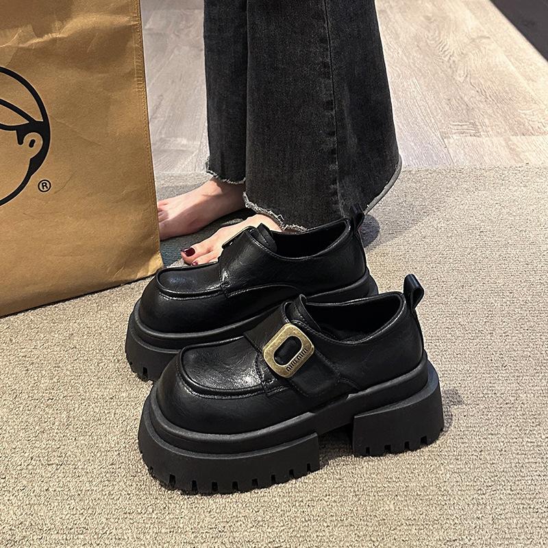 

College style loafers women s 2025 spring and autumn new thick-soled heightening black small leather shoes thick heel British style single shoes women 35 чёрный