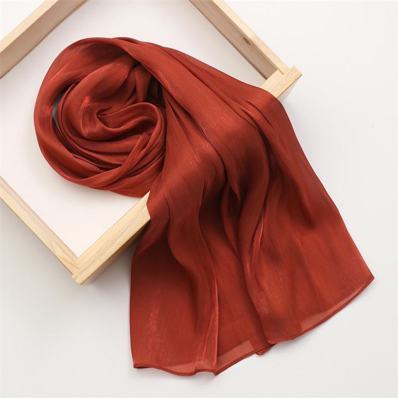 "All-Season Lightweight Cotton & Linen Scarf: Versatile Solid Color Shawl for Sun Protection & Warmth"