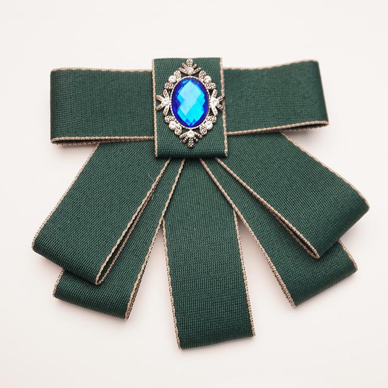 Elegant Unisex Collar Flower With Polyester Material For Weddings And Parties