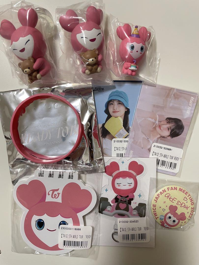 

[ИСПОЛЬЗОВАННЫЙ] TWICE Momo Memo Pad Fontab Can Badge Goods
