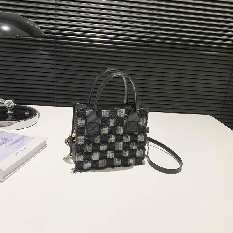 

Chic And Trendy Women s Casual Small Square Handbag With Elegant Design And Zipper Closure Checkered Black