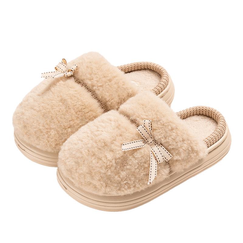 Neue flauschige Hausschuhe Winter Indoor Zuhause Samt warm dicksohlig rutschfest Schleifenschuhe Baumwollhausschuhe