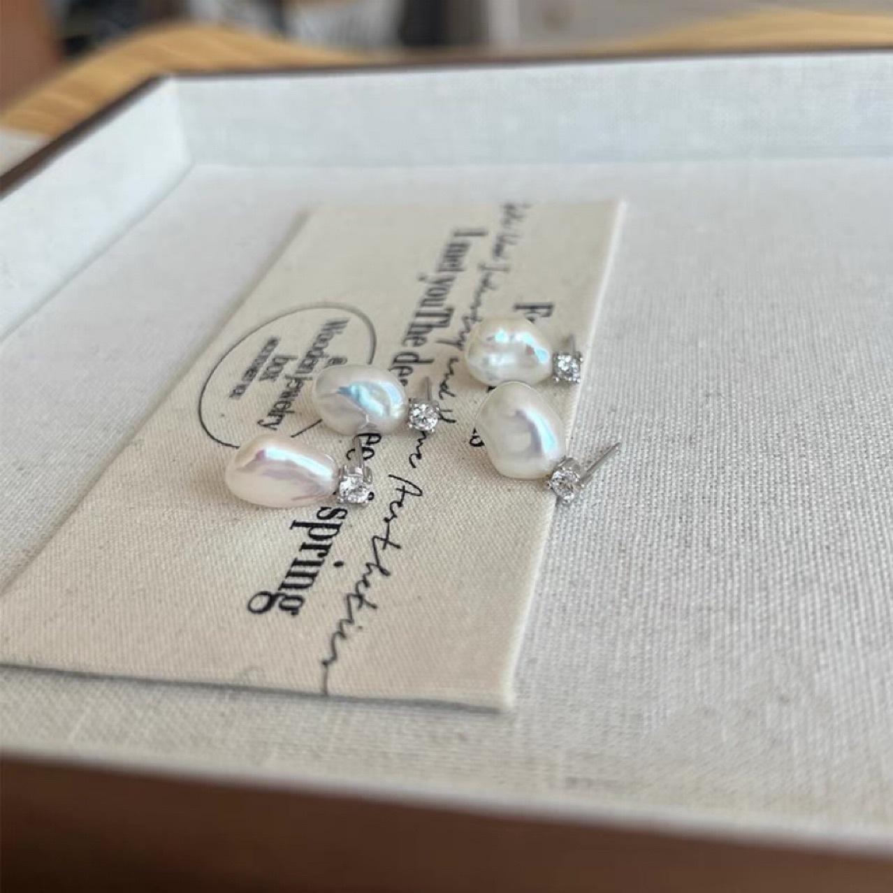 

Versatile fashion natural strong light colorful baroque pearl special-shaped broken silver stud earrings exquisite with diamonds simple and versatile all-over 925 silver/asymmetrical