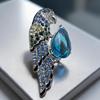 Shiny Rhinestone Inlaid Parrot Brooch Elegant Crystal Animal Decor for Women Coat Suit Party Jewelry Accessory