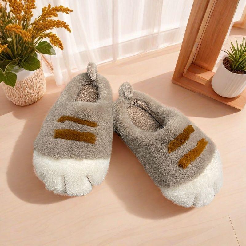 Fashion New Furry Kitty Cat Paw Slippers Woman Warm Winter Home Mules Slides Ladies Fuzzy Slippers Funny Fluffy Animal Claw Indoor Shoes