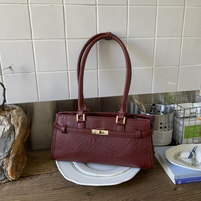 Underarm bag women 2025 new high sense women fashion versatile niche design Internet celebrity explosion shoulder handbag