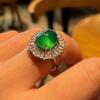 Volledig Groen, Yang Groen, Natuurlijke Agaat Groen Chalcedoon Ring, Opening Voor Vrouwen Is Licht Ingelegd, En De Echte Foto Is Trouw.