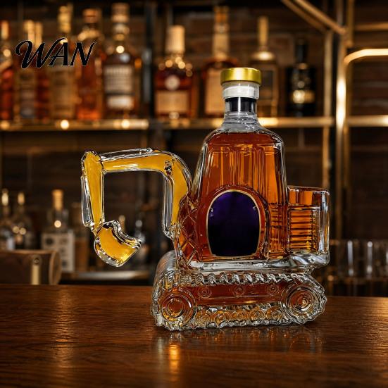 Unique Whiskey Container Excavator Shape Glass Decanter, 3D Vehicle Liquor Bottle with Home Bar Decoration Stopper, 350ml Heavy Equipment Wine