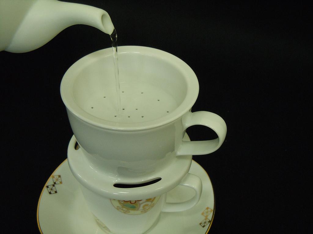 Toyo Ceramics Arita Ware Detachable Eco Dripper, Red