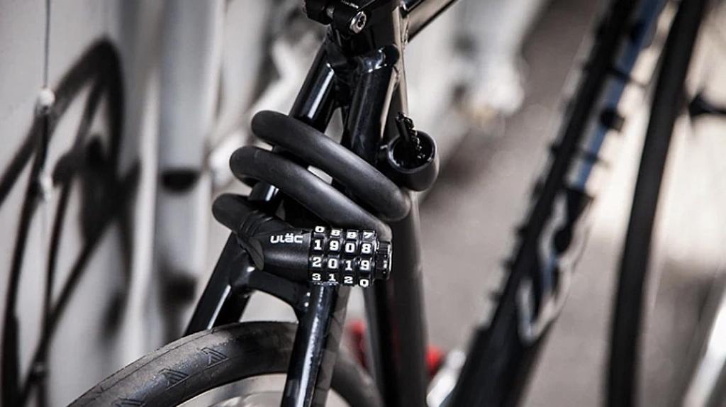 Ulac Bicycle Lock with Silicone A600M 15mm x Black Cover, 1970, 60cm,