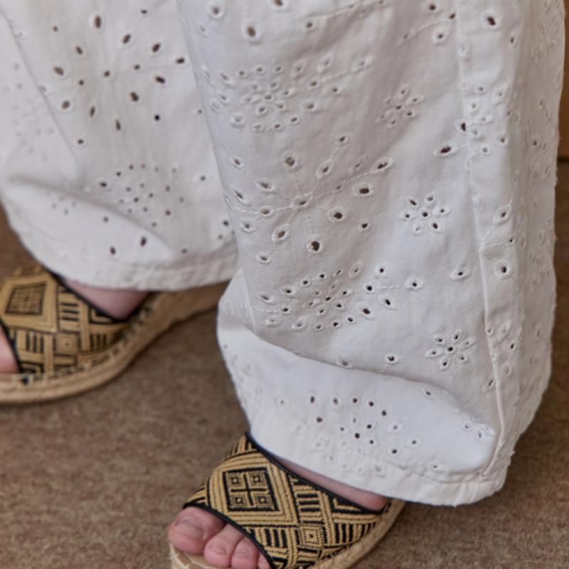 MAXZA Eyelet Punch Wide Pants Ze07ql001na