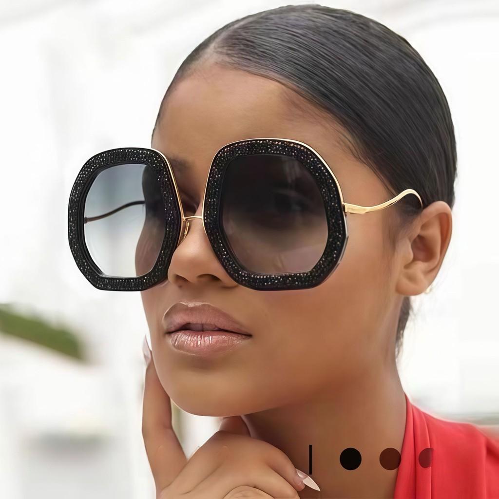 Unisex Stylish Square Sunglasses With Pc Lenses For Travel And Fashion Events