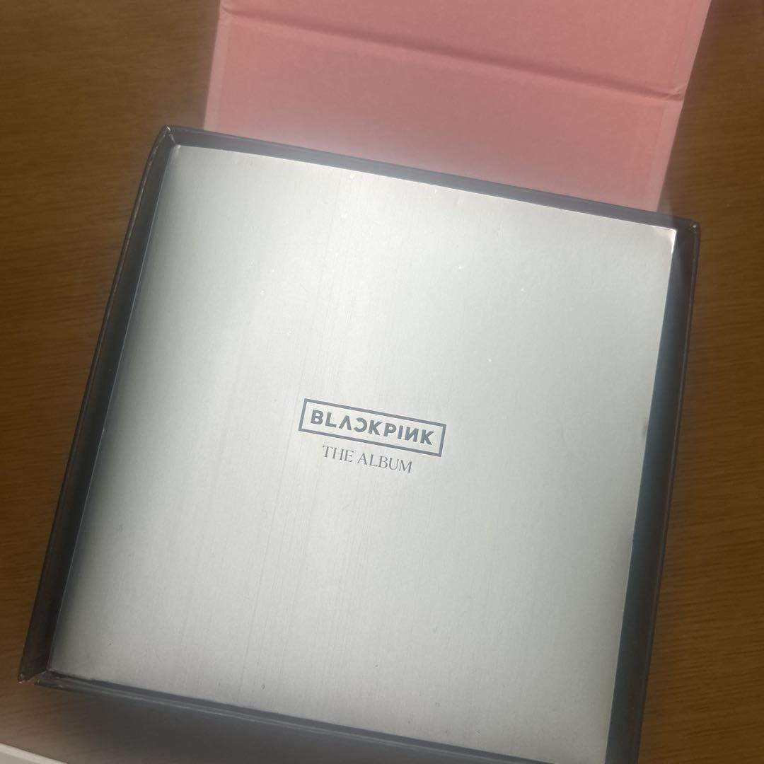 

[USED] BLACKPINK THE ALBUM metallic design