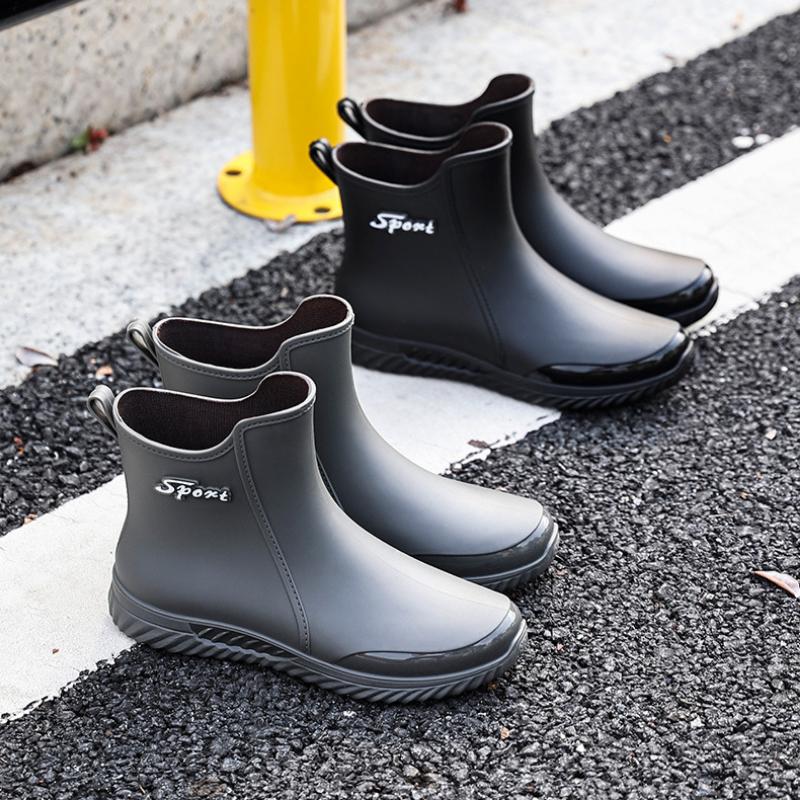 Rain Boots Men's Short Rain Boots Outdoor Wear Leisure Kitchen Non-slip Fishing Shoes Rubber Shoes Waterproof Wear-resistant Boots