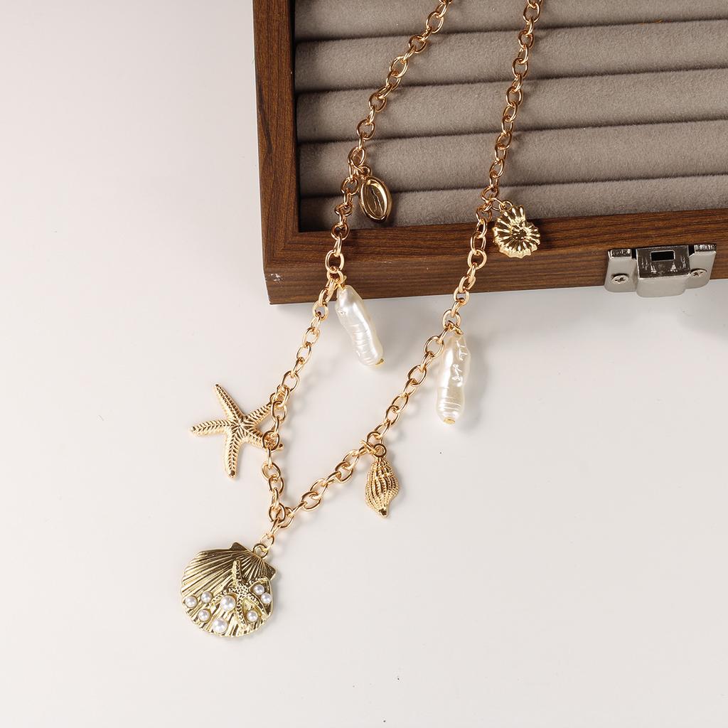 Personalized fashion bead string, European and American irregular star collarbone chain, pearl alloy starfish necklace for women