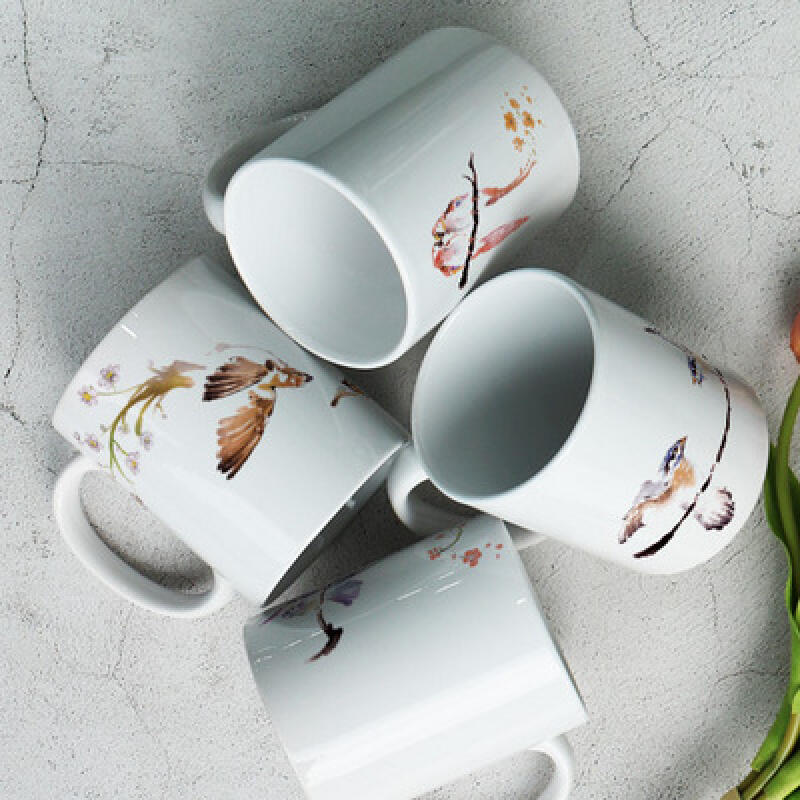 

if007-Design Mug 4p-Bird with a Beautiful Tail