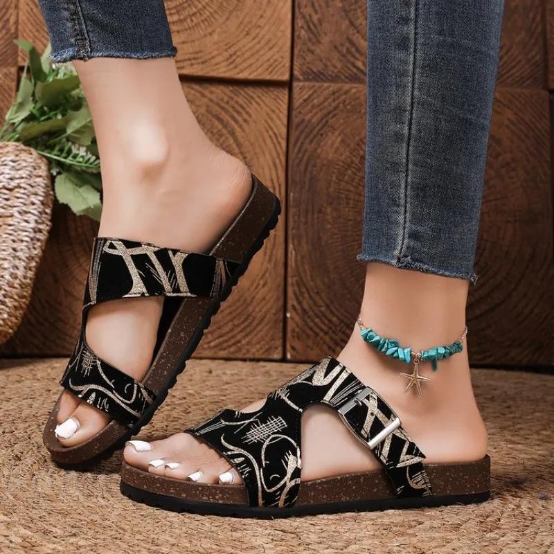 Klapki Damskie Letnie Lekkie Rekreacyjne Plażowe Płaskie Buty Duży Rozmiar Kobieta Zewnętrzne Codzienne Sandały Nowy Trend Klapki