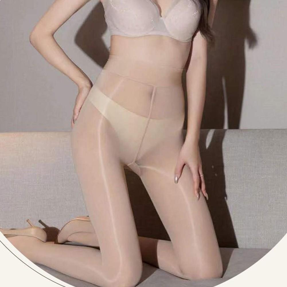 

Dazzling Thin Stockings with Oily Finish Perfect Fit for You жовтий