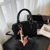Niche Design Retro Matte Hand-held Underarm Bag Women's Autumn New Fashion Versatile Shoulder Tote Bag