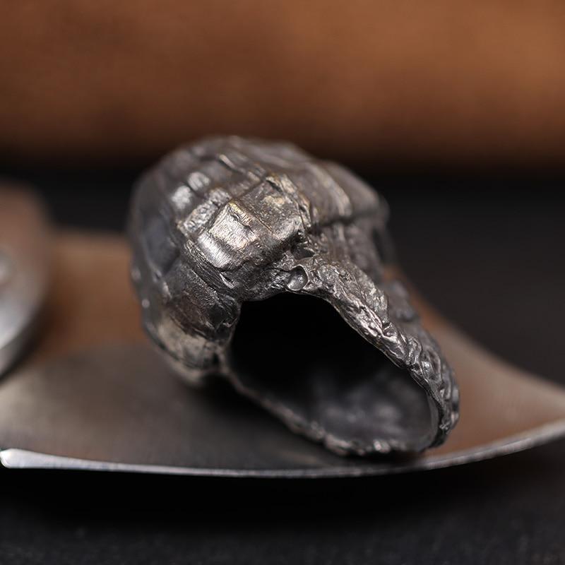 Woolen Hat Gorilla Head Sculpture Brass Knife Beads Animal Orangutan EDC DIY Woven Paracord Lanyard Charms Pendants Accessories