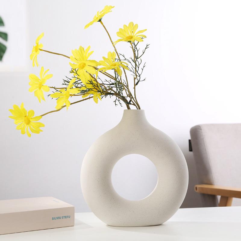 Creative White Ceramic Vase Ornaments Living Room Flower Instrument Geometric Shape Dining Table Top Home Decoration Ornaments