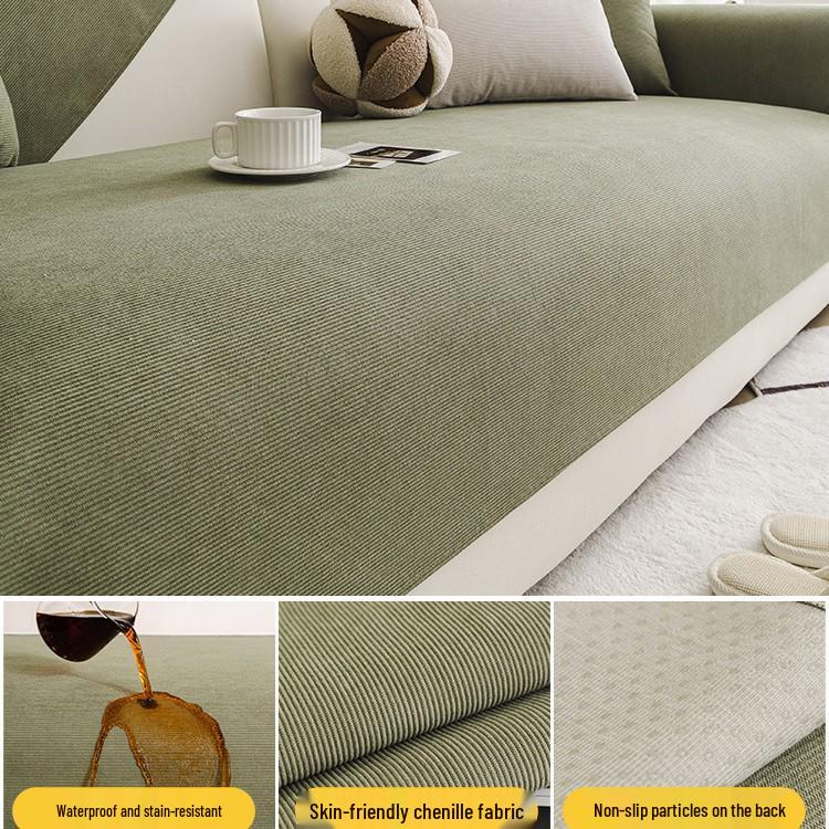 

All-Season Waterproof Non-Slip Pet Sofa Cover: Cat Scratch & Dirt-Resistant, Urine-Proof, Non-Stick Hair Protector 70x70 cm