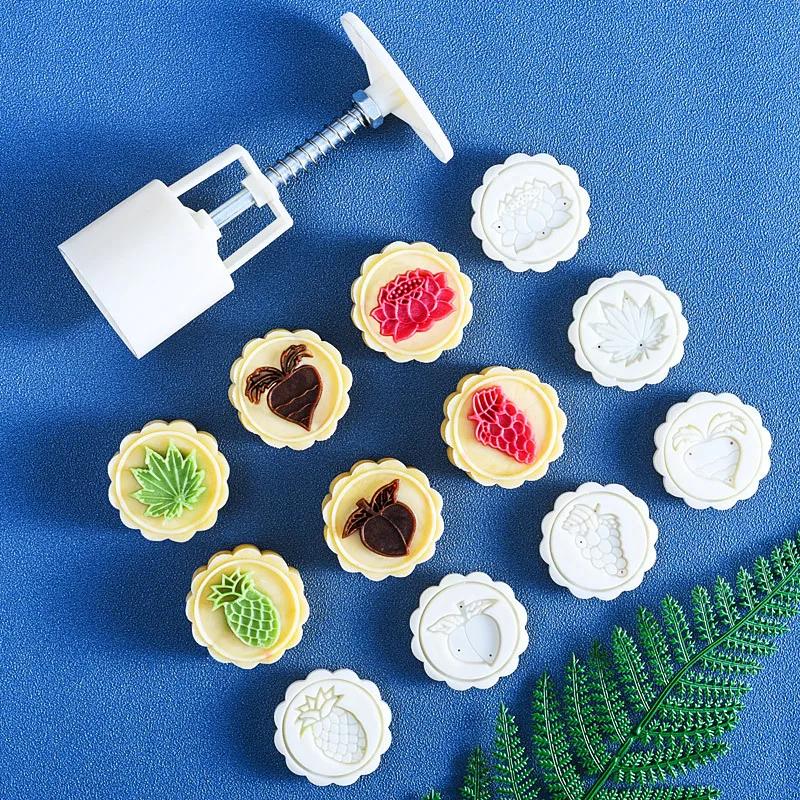Cake Mooncake Mould Hand-Pressed Home Mid-Autumn Pastry Plastic Abrasive Baking Tool Set