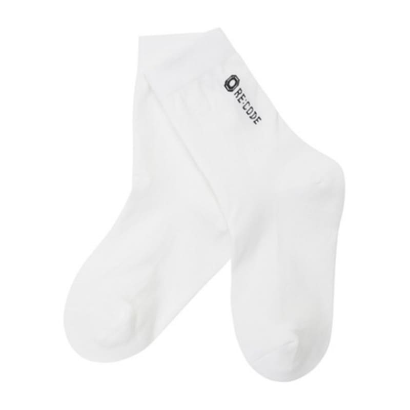 RE;CODE Regular Logo Socks_RYAAM23812WHX